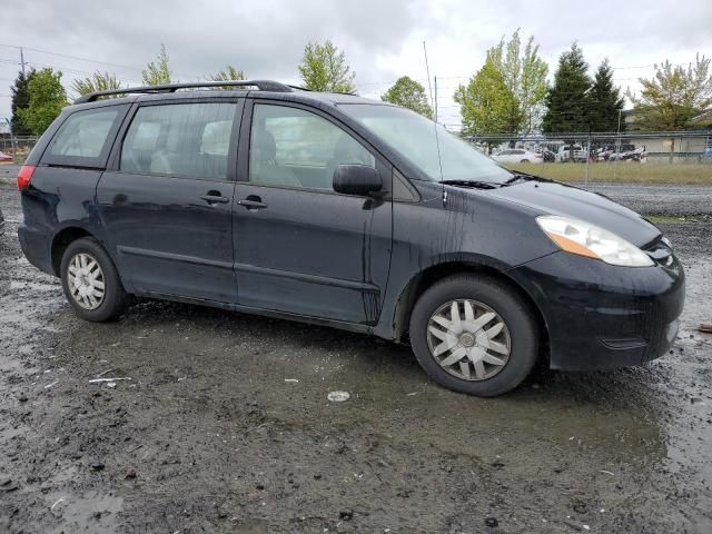 2009 Toyota Sienna CE