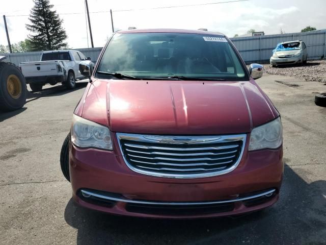 2012 Chrysler Town & Country Touring L