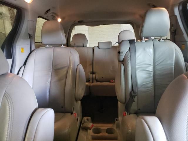 2011 Toyota Sienna XLE