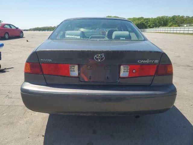 2000 Toyota Camry CE