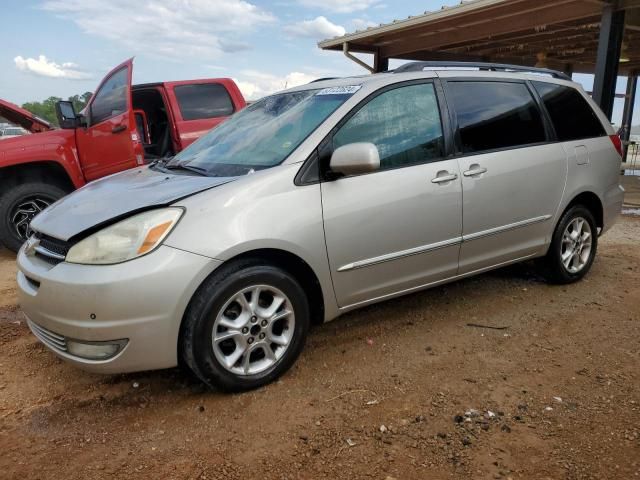 2005 Toyota Sienna XLE