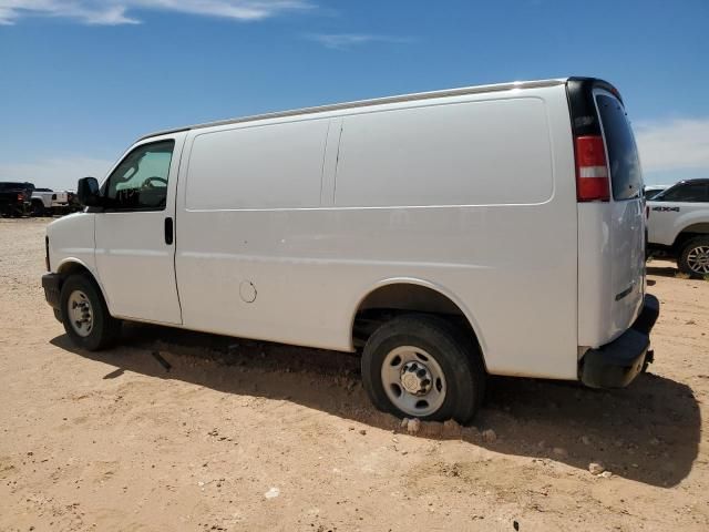 2017 Chevrolet Express G2500