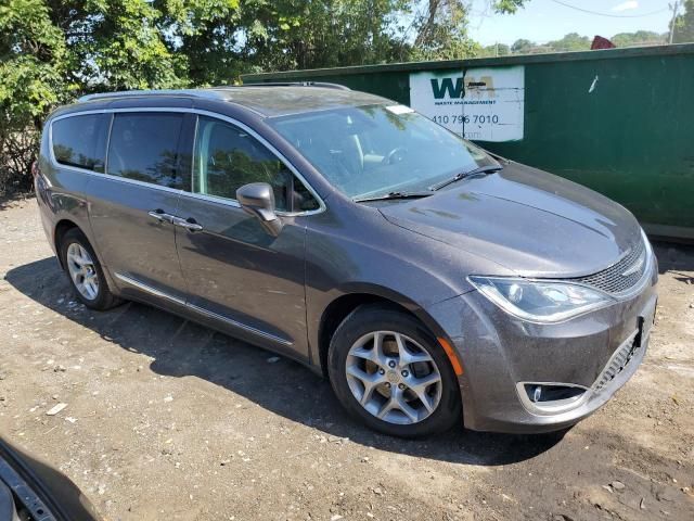 2017 Chrysler Pacifica Touring L Plus