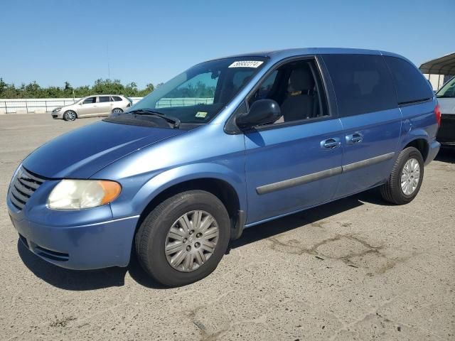 2007 Chrysler Town & Country LX