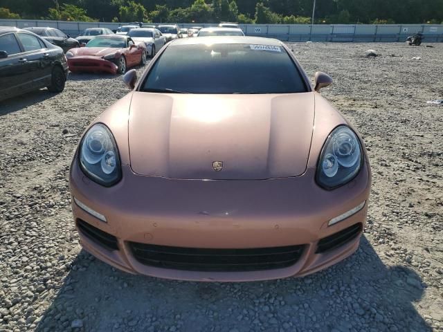 2014 Porsche Panamera 2