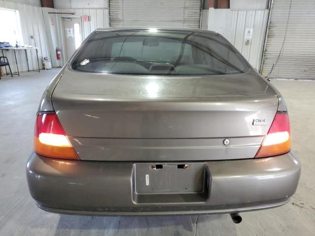 1999 Nissan Altima XE