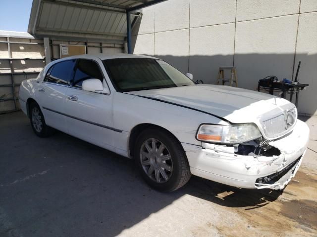 2010 Lincoln Town Car Signature Limited