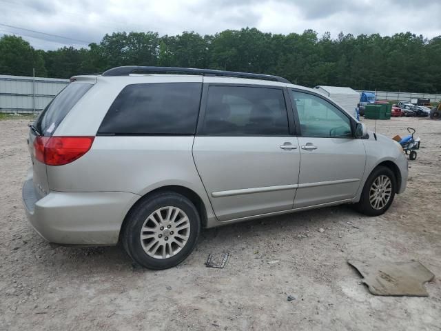 2008 Toyota Sienna XLE