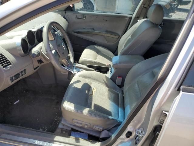 2004 Nissan Maxima SE