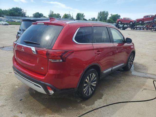 2020 Mitsubishi Outlander SE