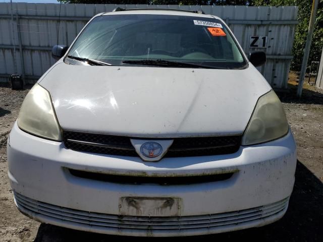 2005 Toyota Sienna CE