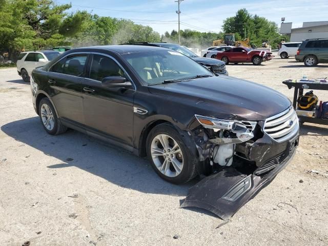 2014 Ford Taurus SEL