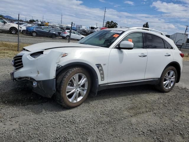 2016 Infiniti QX70