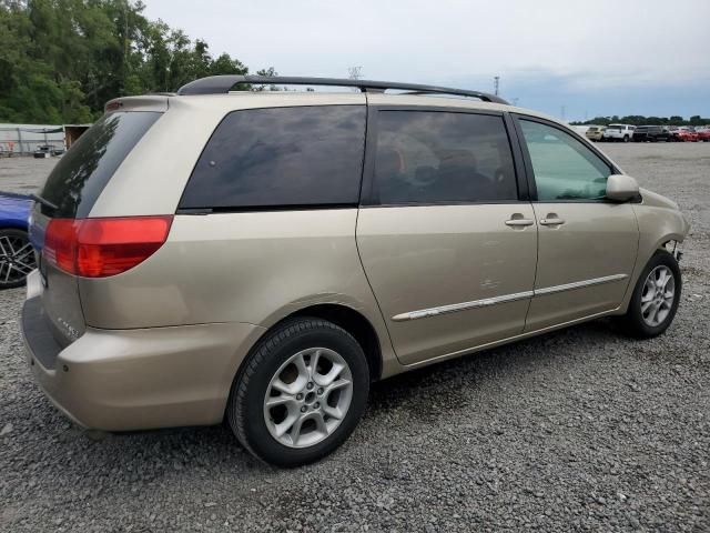 2004 Toyota Sienna XLE