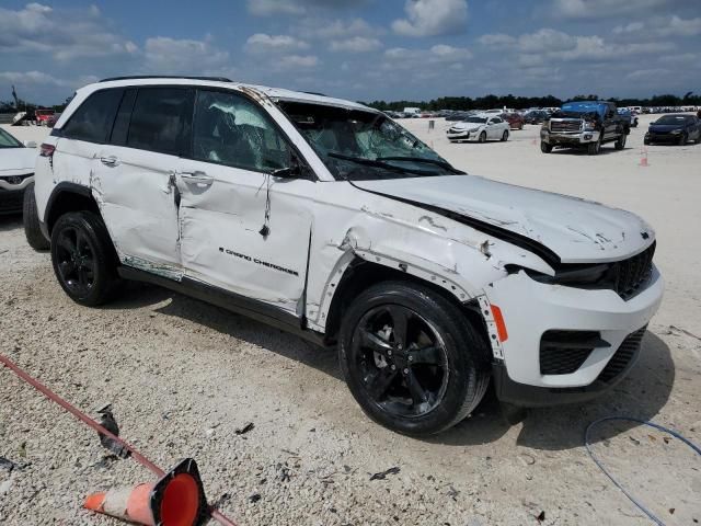 2023 Jeep Grand Cherokee Laredo