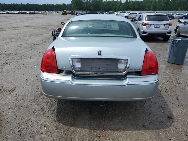 2007 Lincoln Town Car Signature