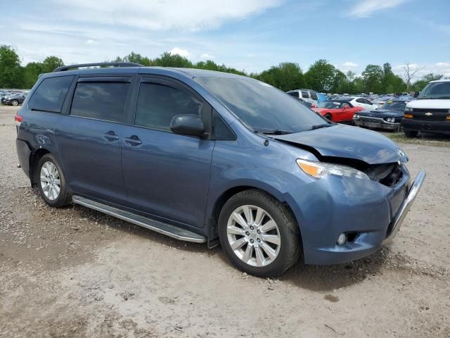 2014 Toyota Sienna XLE