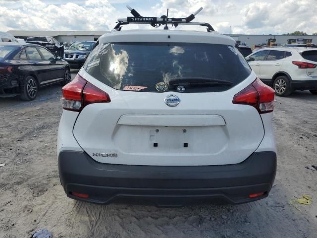 2019 Nissan Kicks S