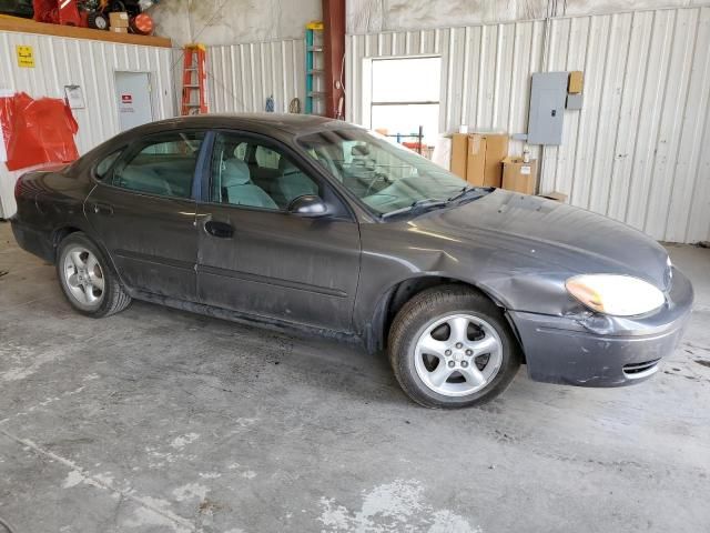 2005 Ford Taurus SE