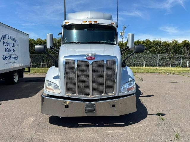 2018 Peterbilt 579