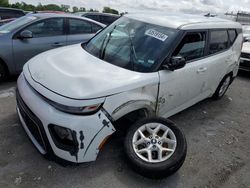 Carros salvage a la venta en subasta: 2022 KIA Soul LX