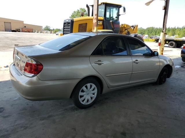 2005 Toyota Camry LE