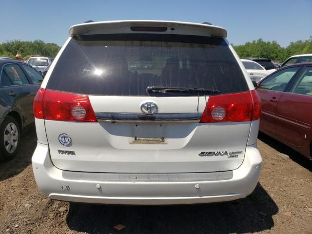 2009 Toyota Sienna XLE