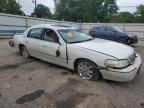 2005 Lincoln Town Car Signature Limited