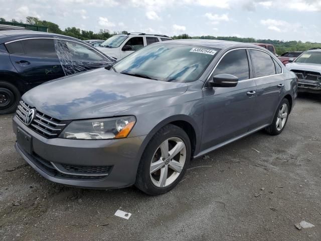 2013 Volkswagen Passat SE