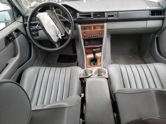 1987 Mercedes-Benz 300 E