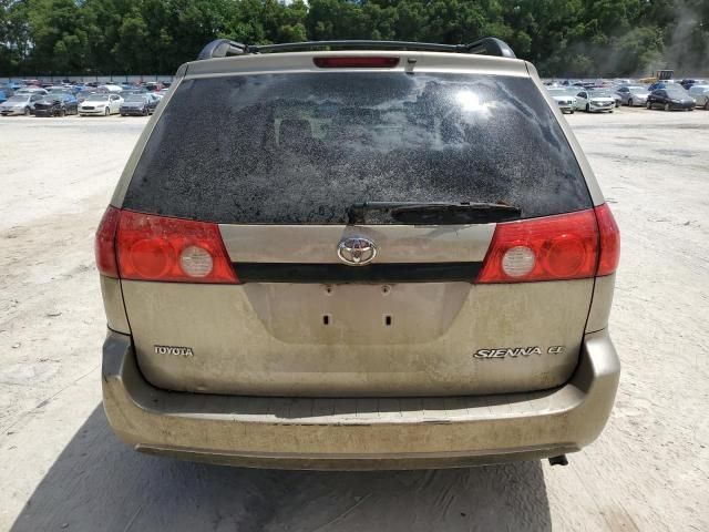 2010 Toyota Sienna CE