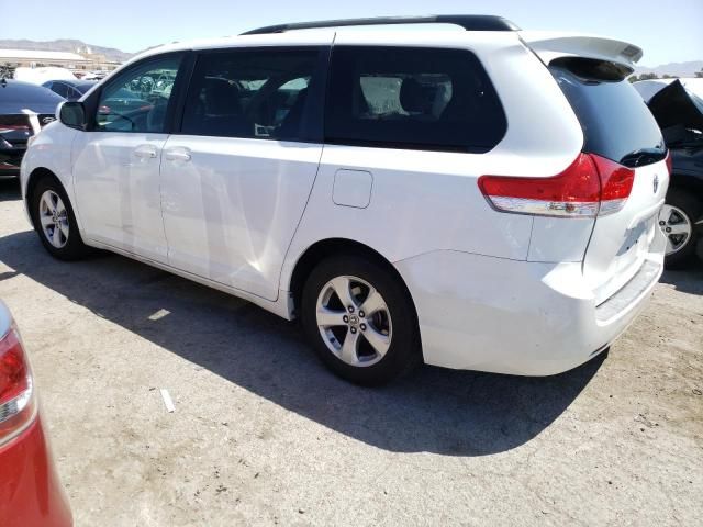 2013 Toyota Sienna LE