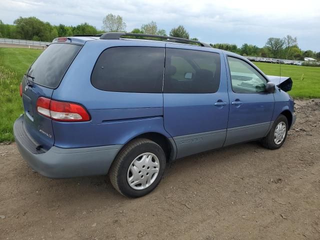 2003 Toyota Sienna CE