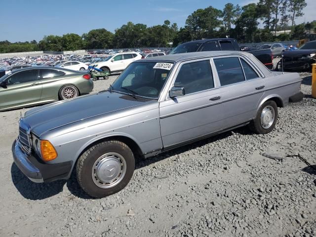 1982 Mercedes-Benz 240 D