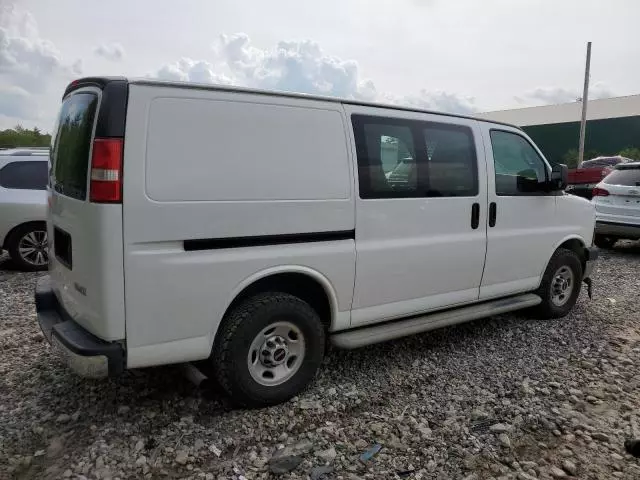 2017 GMC Savana G2500