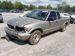 Lots with Bids for sale at auction: 2001 GMC Sonoma