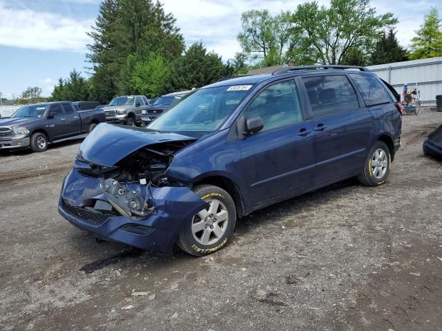 2006 Toyota Sienna CE