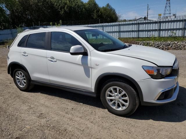 2017 Mitsubishi RVR SE