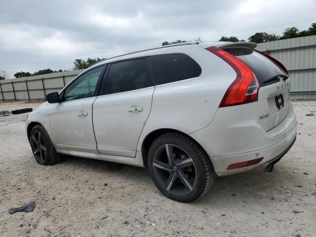 2015 Volvo XC60 T6 R-DESIGN Platinum