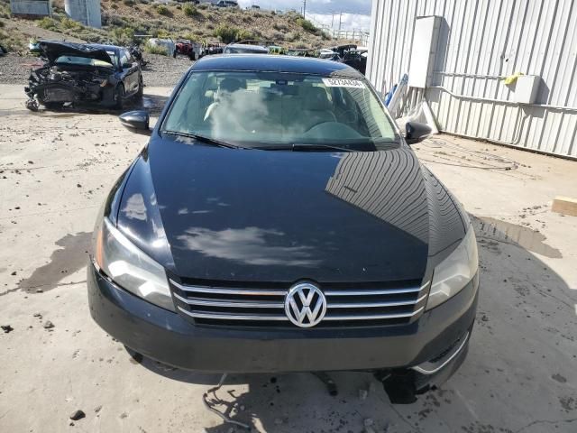 2012 Volkswagen Passat SE