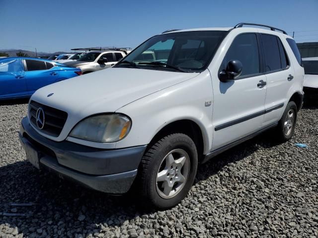 1999 Mercedes-Benz ML 320