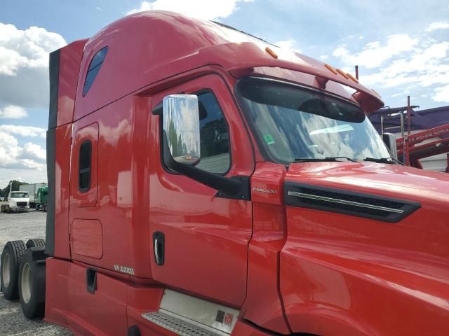 2018 Freightliner Cascadia 126