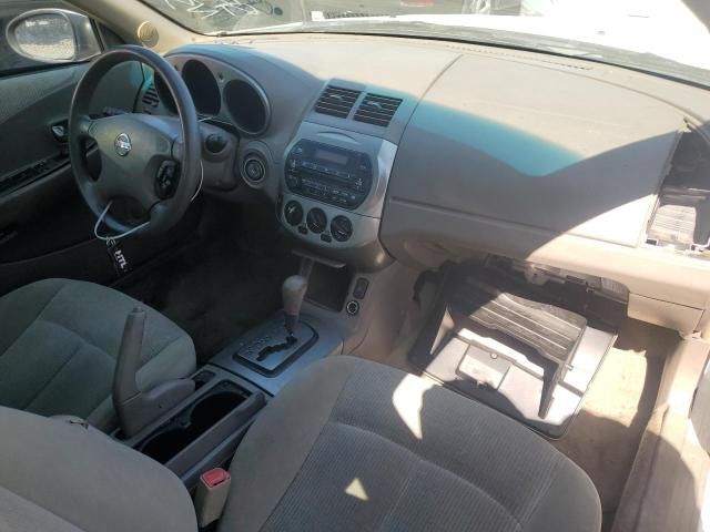 2004 Nissan Altima Base