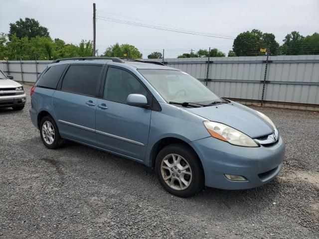 2006 Toyota Sienna XLE