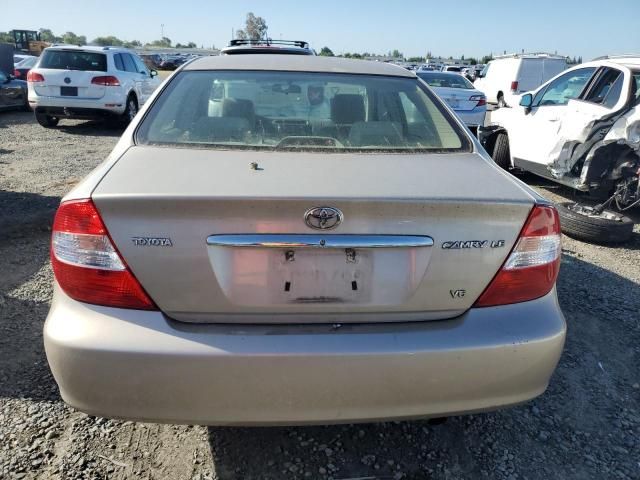 2004 Toyota Camry LE