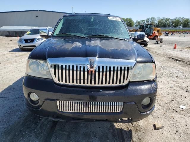 2004 Lincoln Navigator