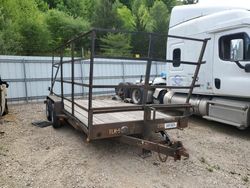 Salvage trucks for sale at Hurricane, WV auction: 2007 Lone Trailer