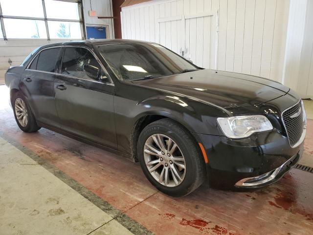 2019 Chrysler 300 Touring