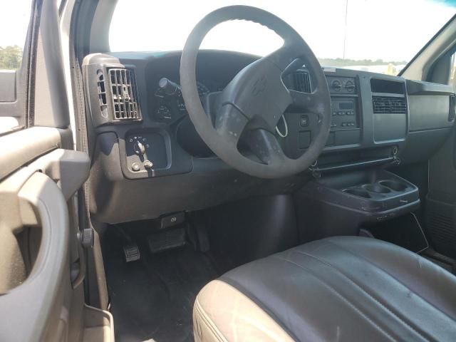 2003 Chevrolet Express G2500