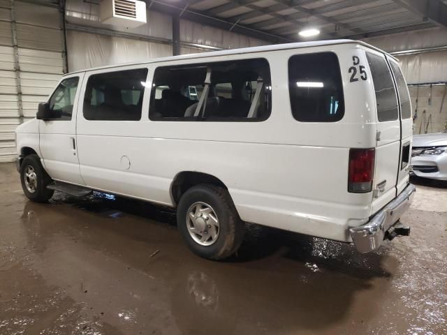 2011 Ford Econoline E350 Super Duty Wagon